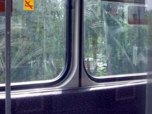 Entfernung Kratzer auf Glas und Fensterscheiben